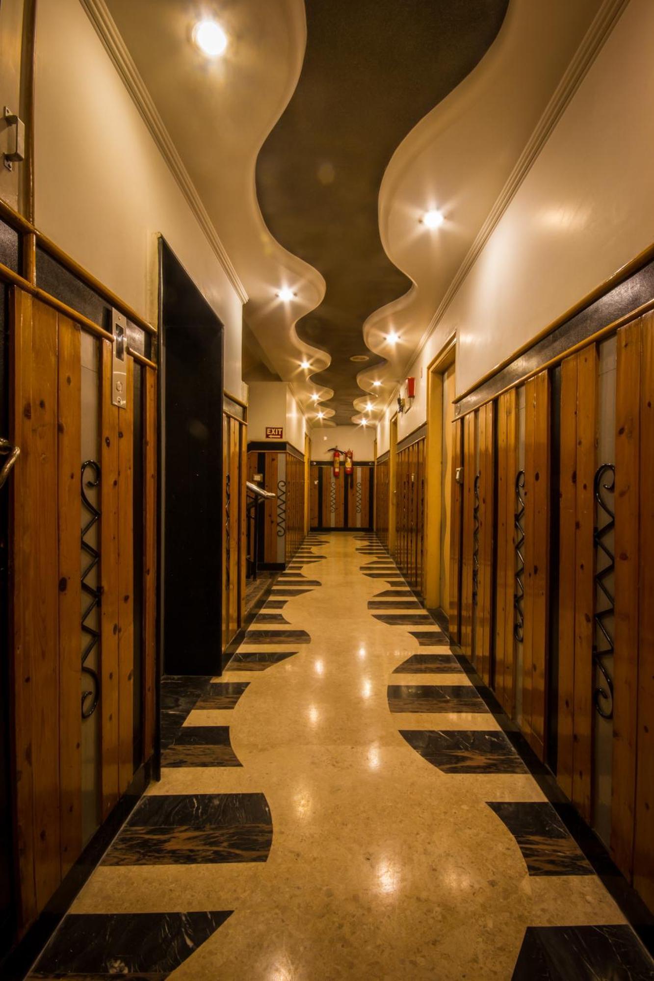 The Suncourt Hotel Yatri Delhi  Exterior photo