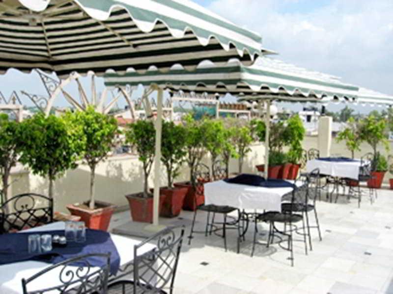 The Suncourt Hotel Yatri Delhi  Exterior photo